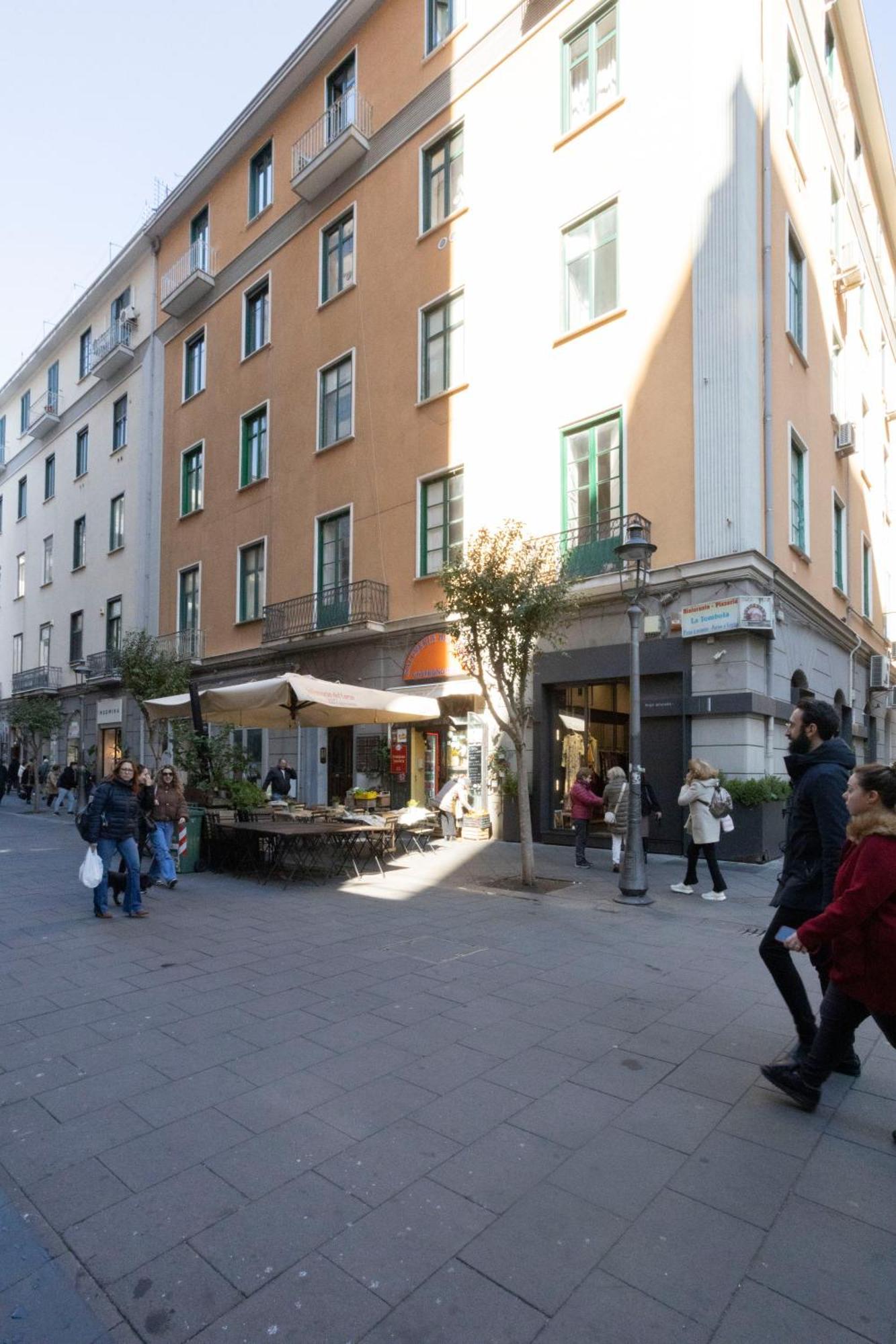 Tredidenari B&B Salerno Exteriör bild